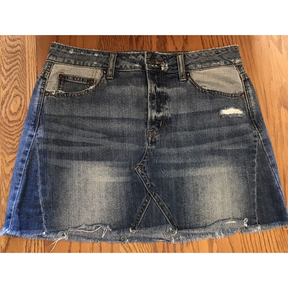 American Eagle Distressed Raw Hem Denim Jean Skirt Size 4 Blue Button Fly
